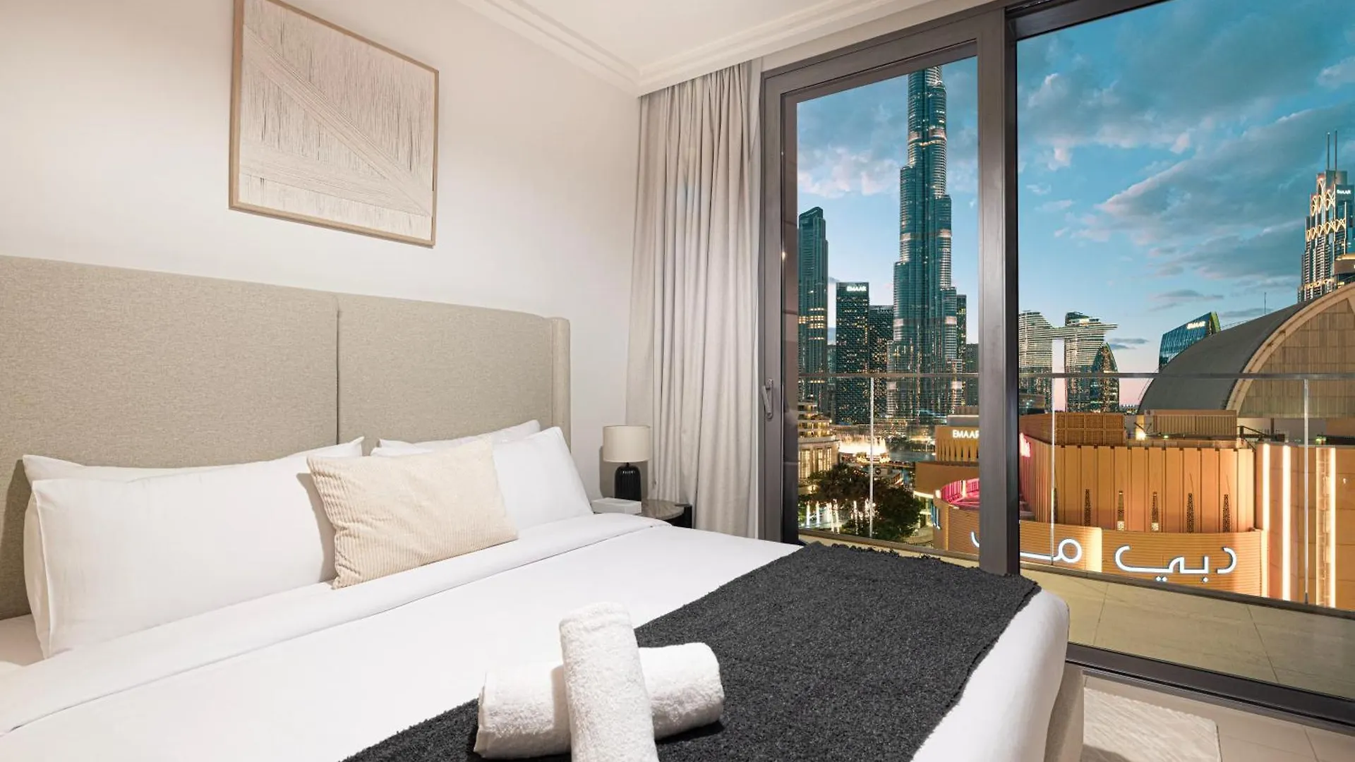 Luxe 1Br With Full Burj Views And Dubai Mall Access 0*,