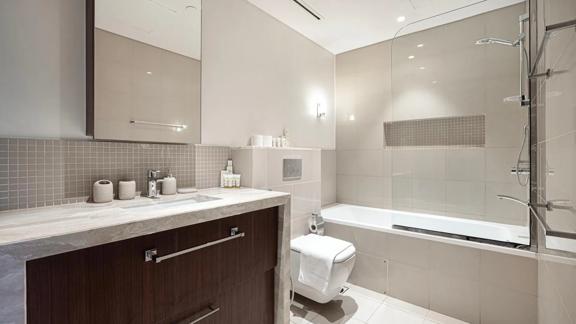 Luxe 1Br With Full Burj Views And Dubai Mall Access