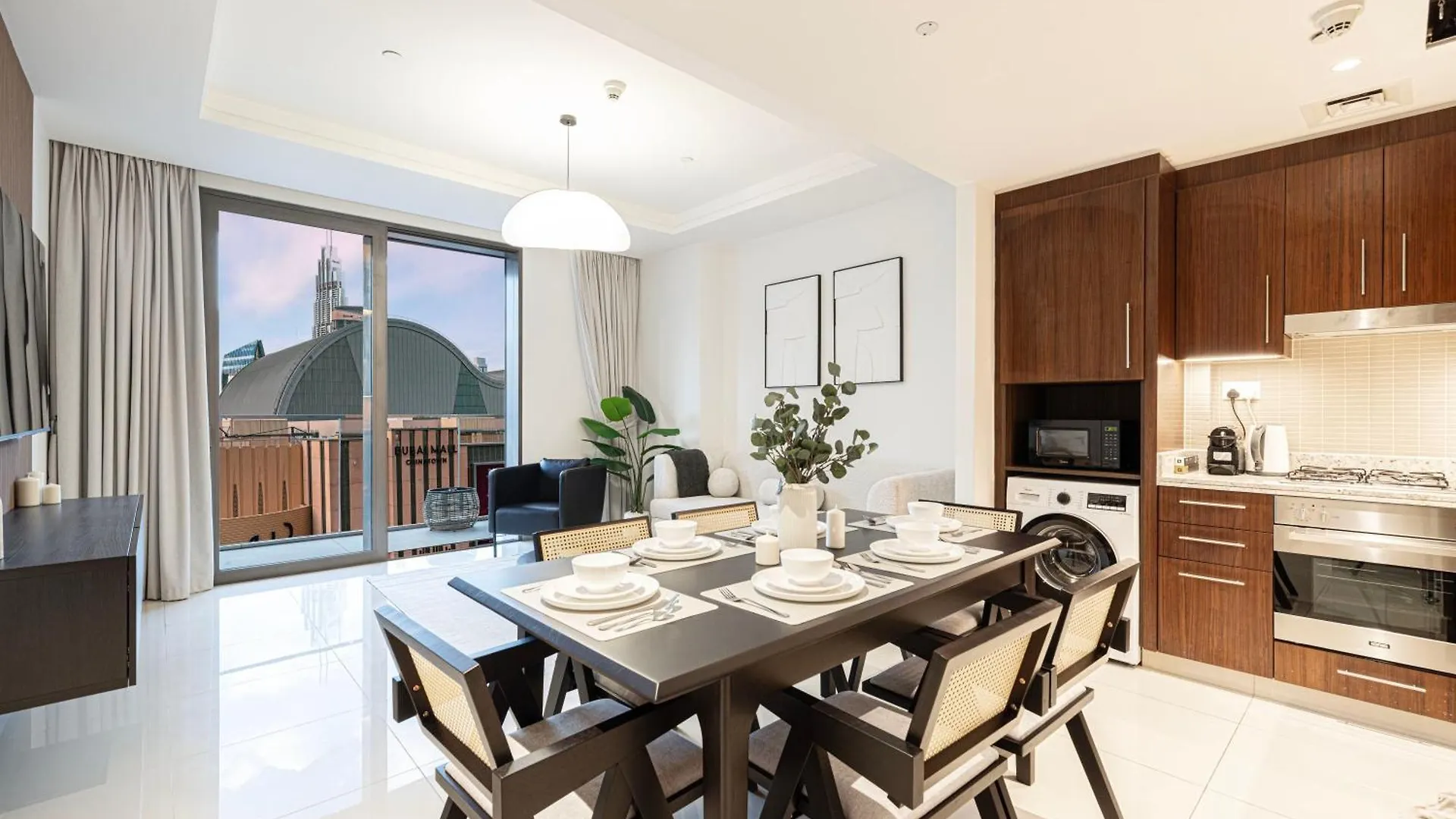 Luxe 1Br With Full Burj Views And Dubai Mall Access Apartment