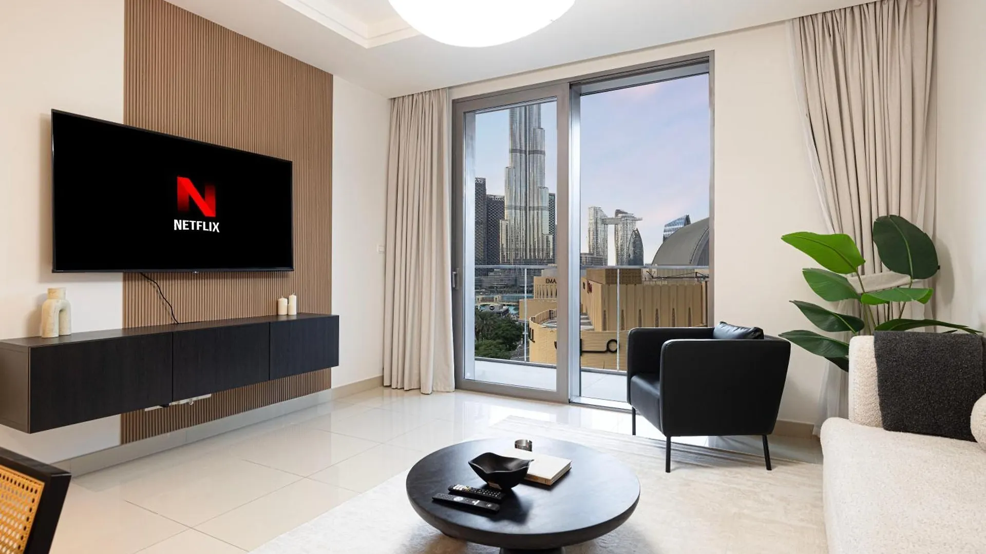 Luxe 1Br With Full Burj Views And Dubai Mall Access contacts