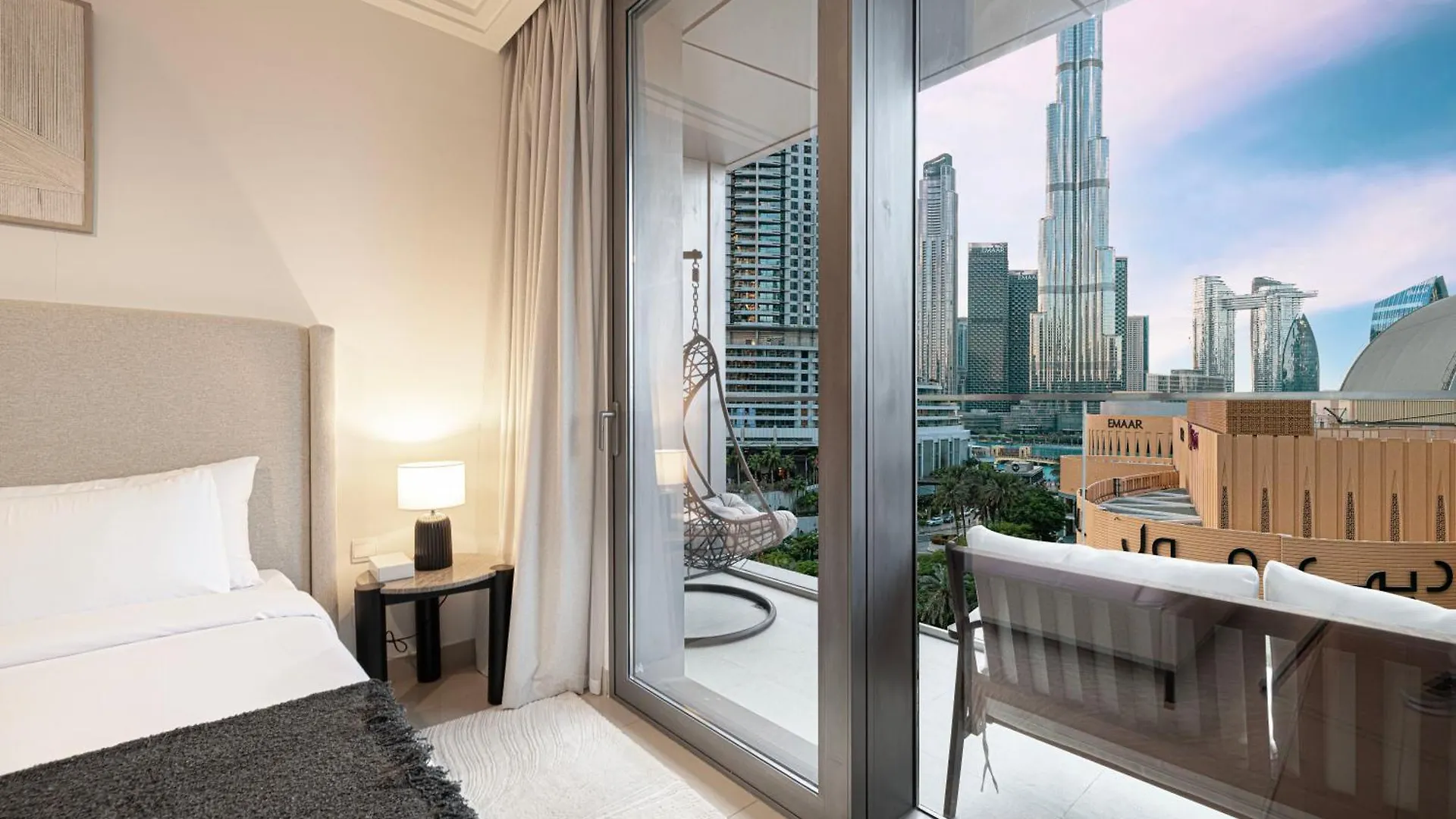 Apartment Luxe 1Br With Full Burj Views And Dubai Mall Access