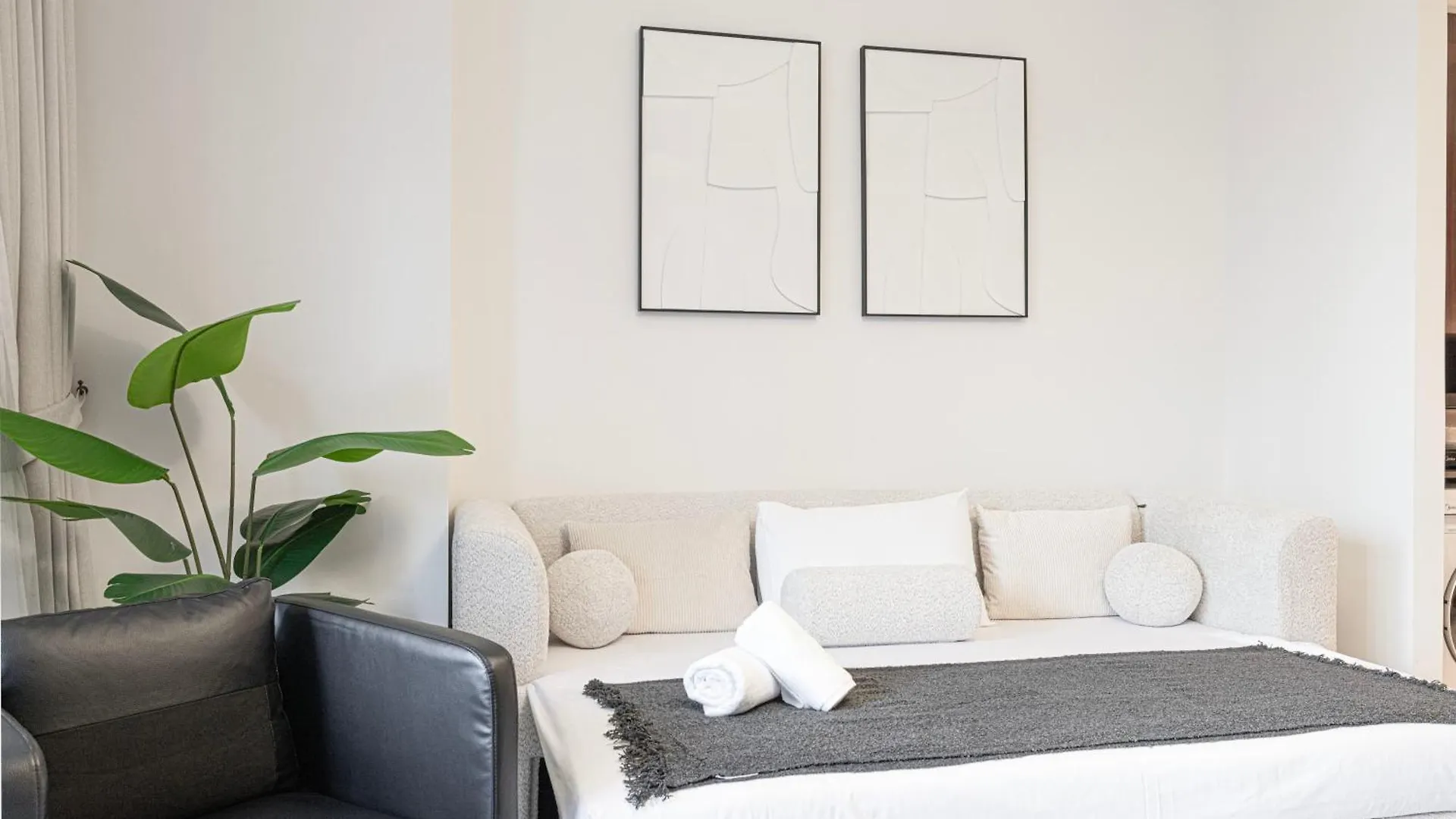 Luxe 1Br With Full Burj Views And Dubai Mall Access 公寓